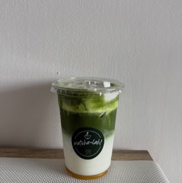 Vanilla Sweet Cream Matcha Latte 🍦
