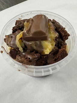 Galaxy Caramel Brownie Pot