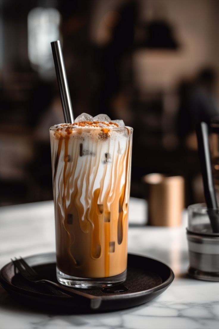 ICED CAFE LATTE