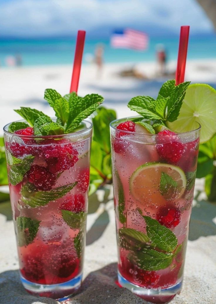 STRAWBERRY MOJITO