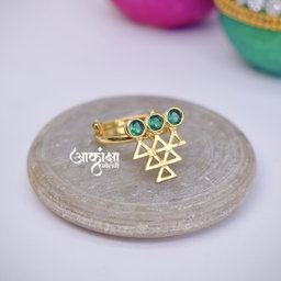 Saraswati Finger Ring