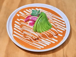 Enchiladas y enmoladas.