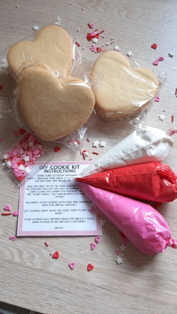8. DYO COOKIE SET