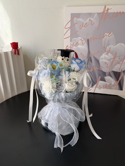 (GP024) Graduation Ping Pong Mixed Transparent Bouquet