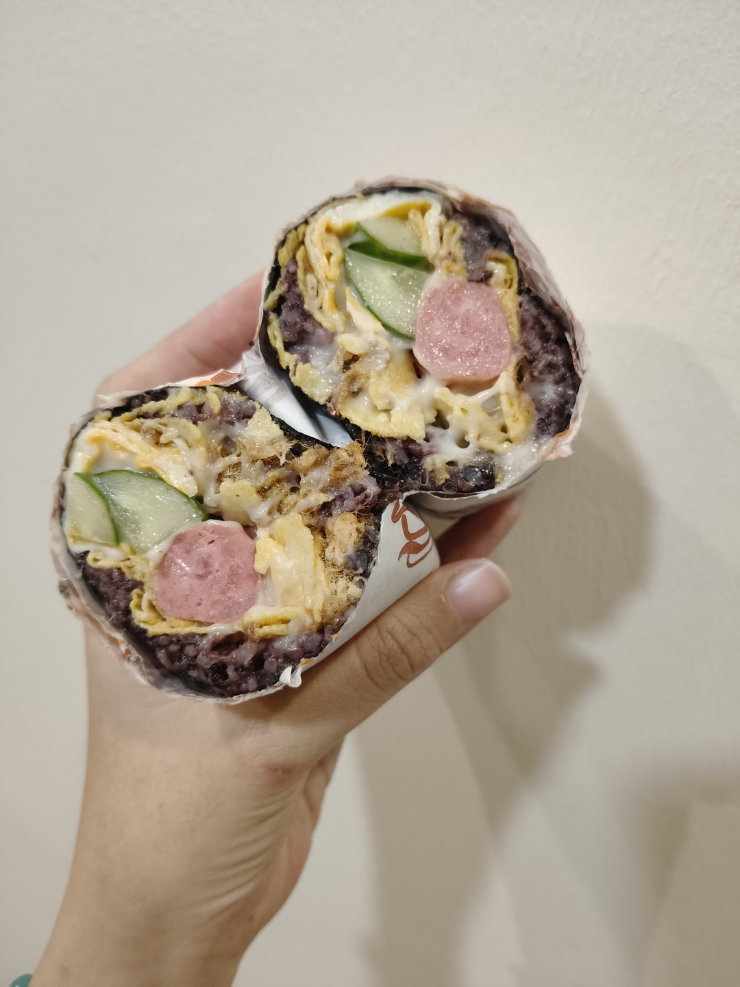 台湾香肠紫米饭团