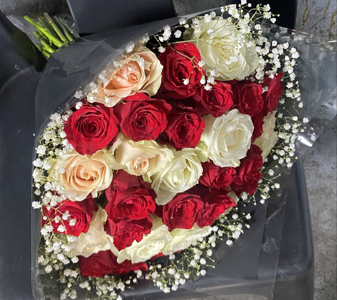 Luxe Roses