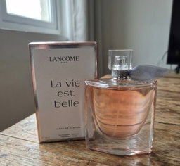 Lâncome La Vie Est Belle