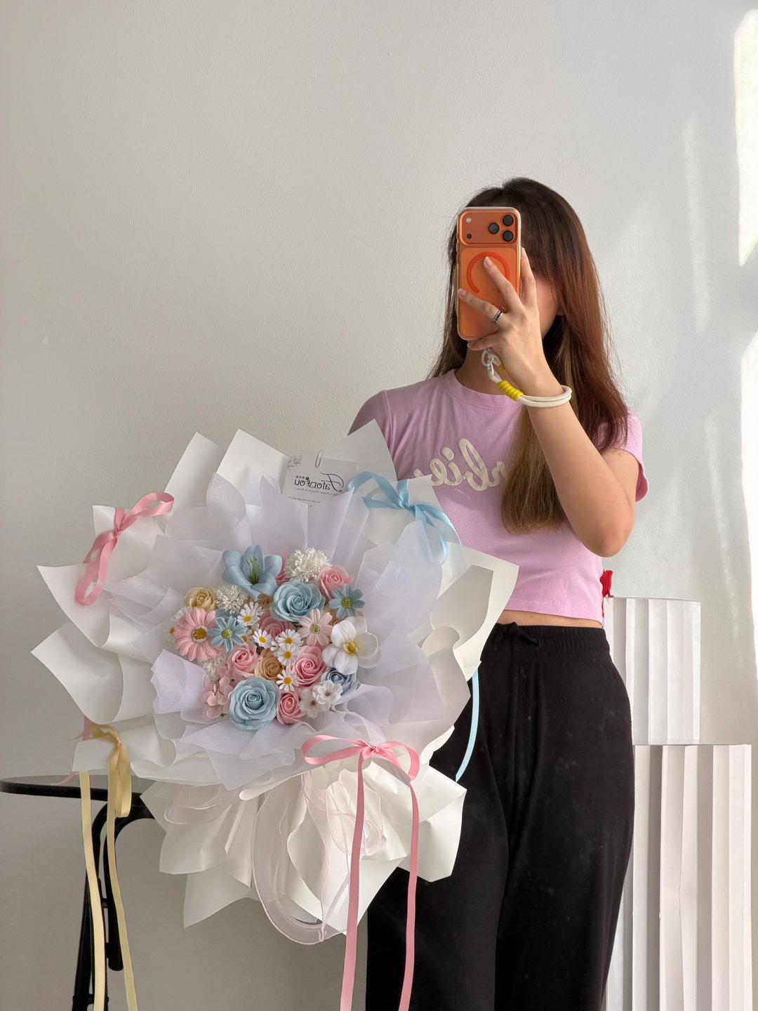 Dopamine Mixed Soap Flower Bouquet 