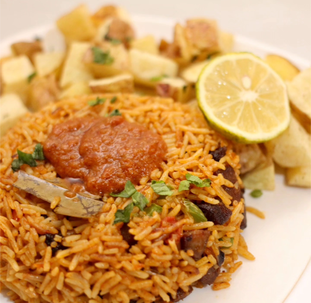 JOLLOF RICE | DICED BEEF | CHIPS | IMIZUZU _0