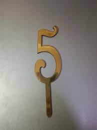 NUMBER TOPPER 05