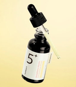 ⁨ سيروم لعلاج التصبغات وتفتيح البشرة بالفيتامين المركز نمبوزين  | Numbuzin No.5 Vitamin Concentrated Serum
