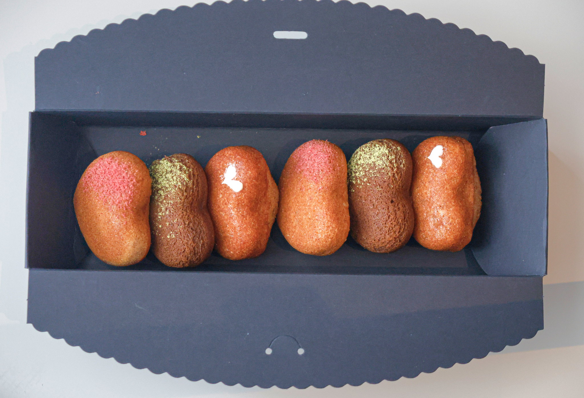 Mixed Flavors Box (8 pcs)_2
