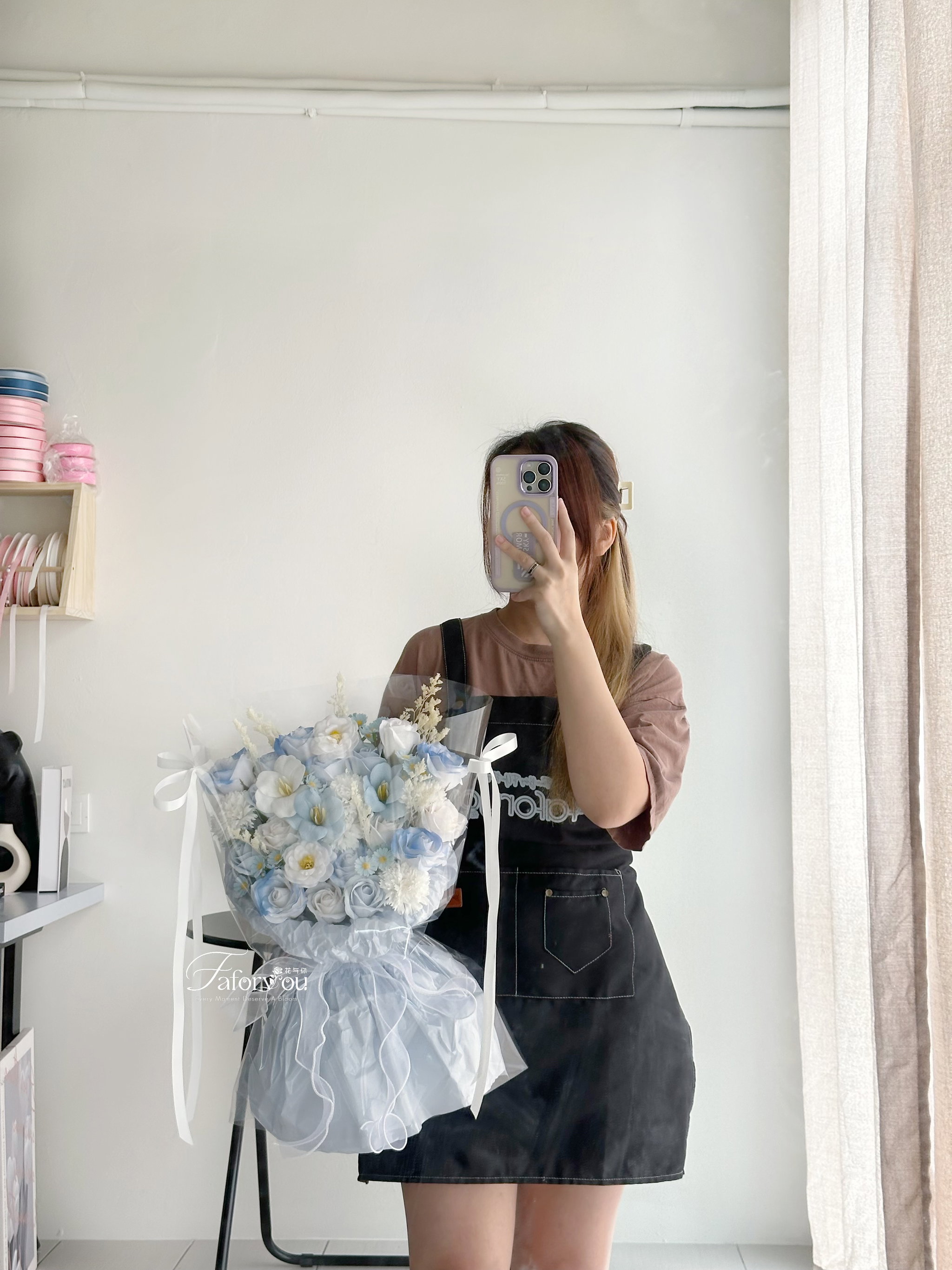 Blue White Soap Flower Mixed Transparent Bouquet _1