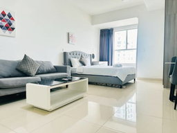 Hmm Staycation | Sunrise City View Apartment District 7