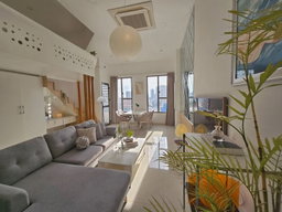 Hmm Staycation | RiverGate Residence Apartment District 4