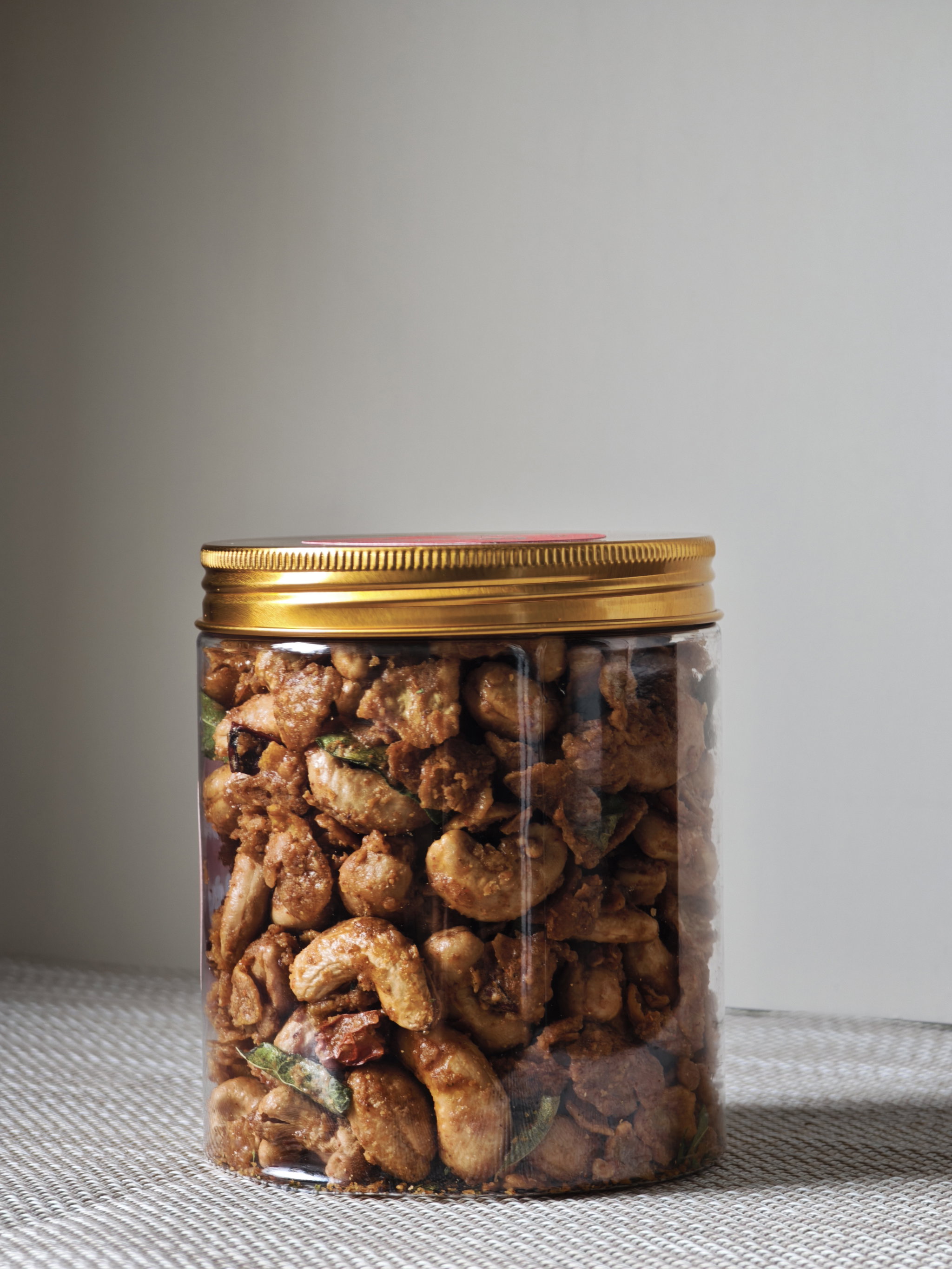 Spicy Salted Egg Cashew Crunch_2