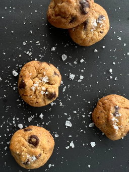 Sea Salt Choc Chip Cookie (Bag of 12 pieces)