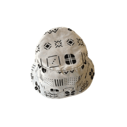 Bucket Hat – Figures