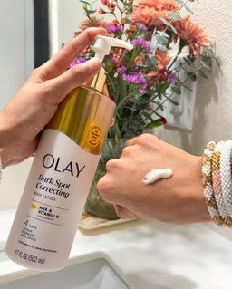 Olay – Dark Spot Correcting Body Lotion
