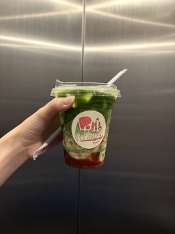 STRAWBERRY matcha latte
