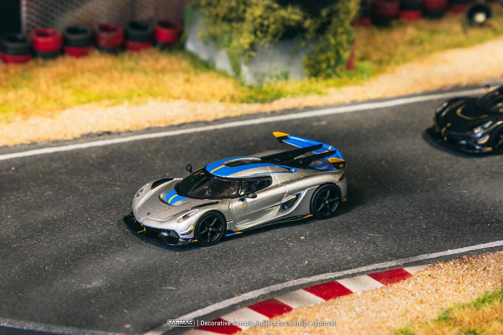 TARMAC WORKS MODEL 1/64 KOENIGSEGG JESKO ATTACK - SILVER_0