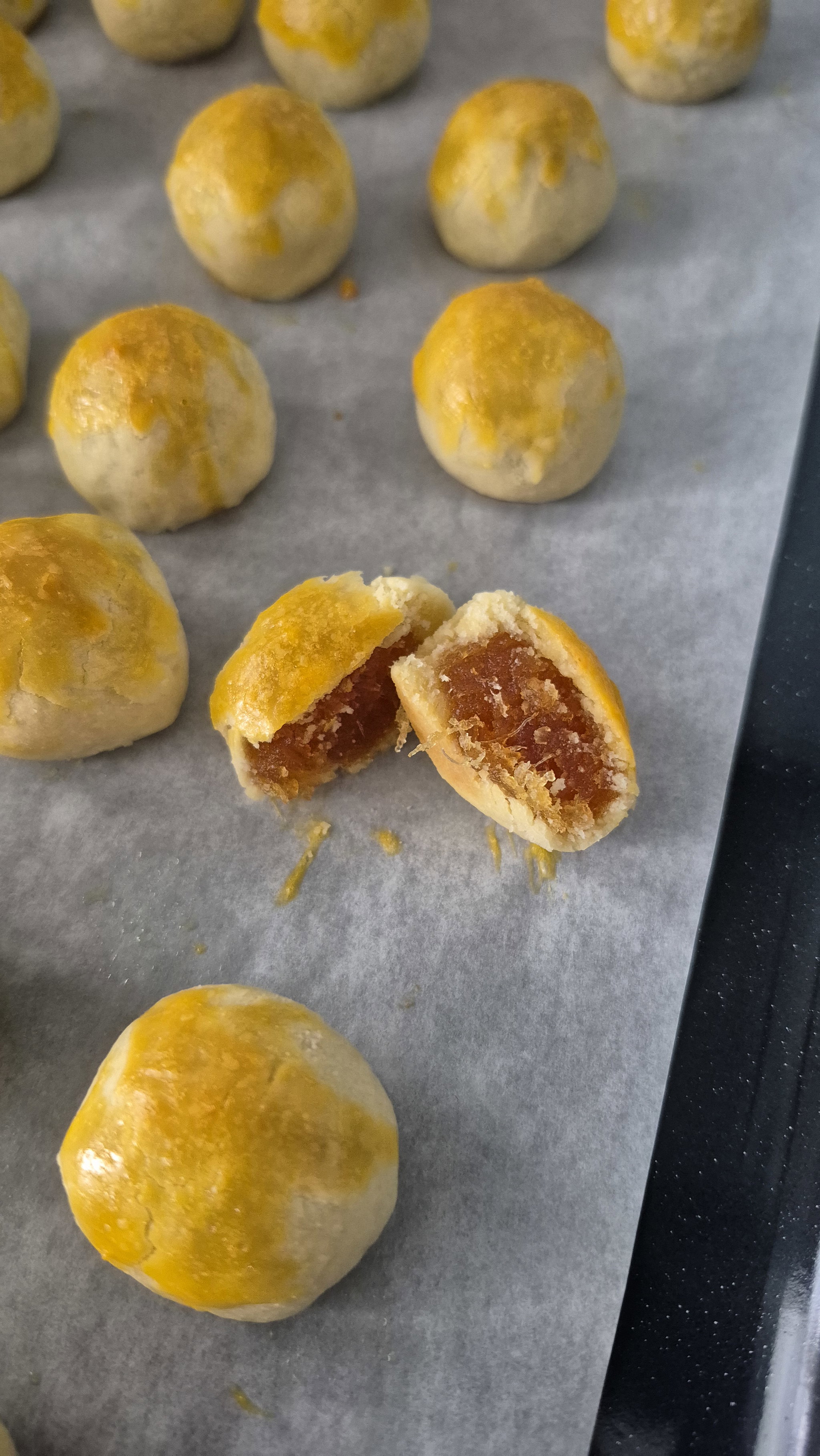 Pineapple Balls (8 pcs) _2