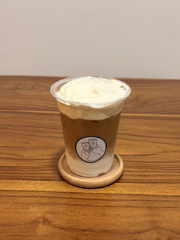 Iced Vanilla Cold Foam Latte