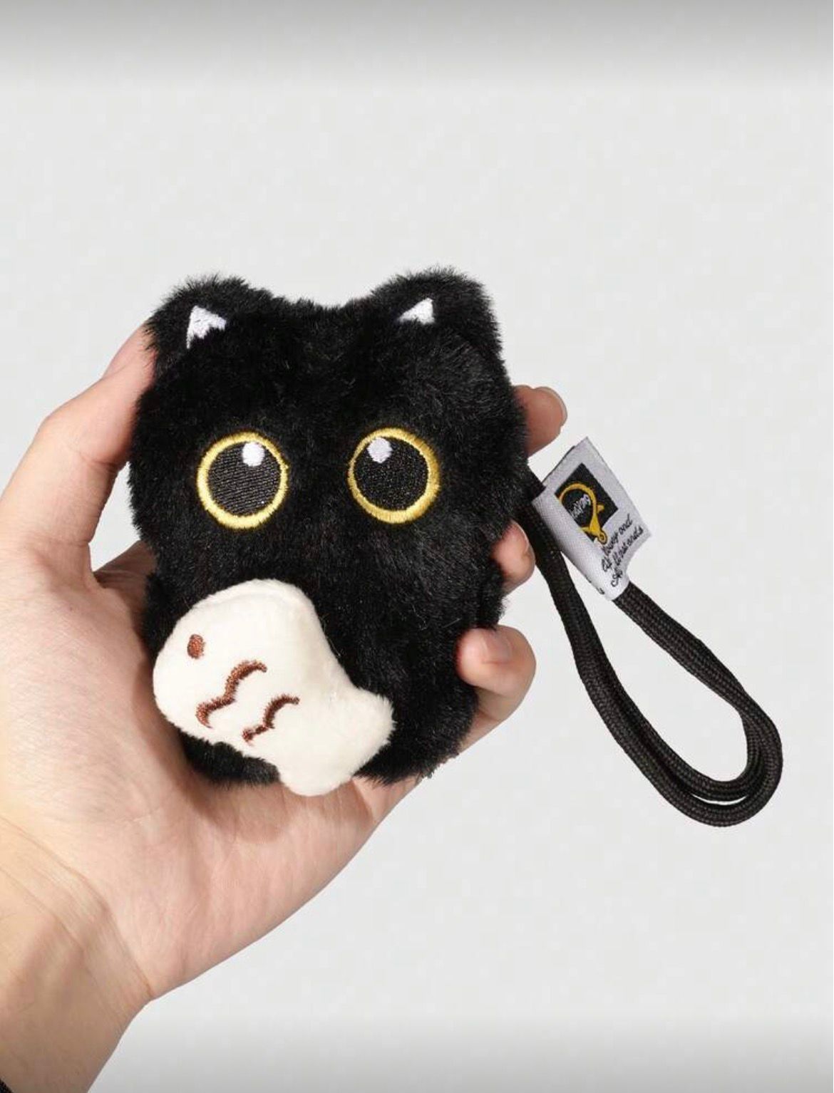 Black Cat Fluffy Keychain_1