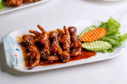 ក្រ​ញាំ​នាគ​ក្នុង​បឹង​ម្ទេស (បែបចិន)