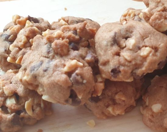 Chocolate Almond Chips Cookies _0