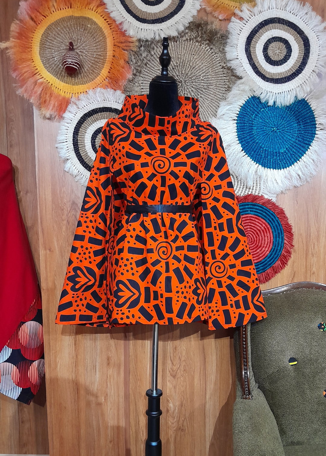 Mwanzo Cape (Lite) - Orange / Black
