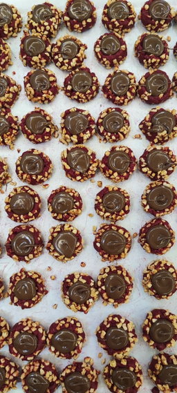 Red Velvet Button Drop