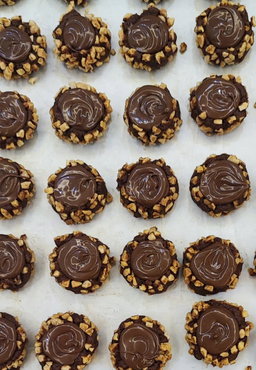 Hazelnut Button Drop 