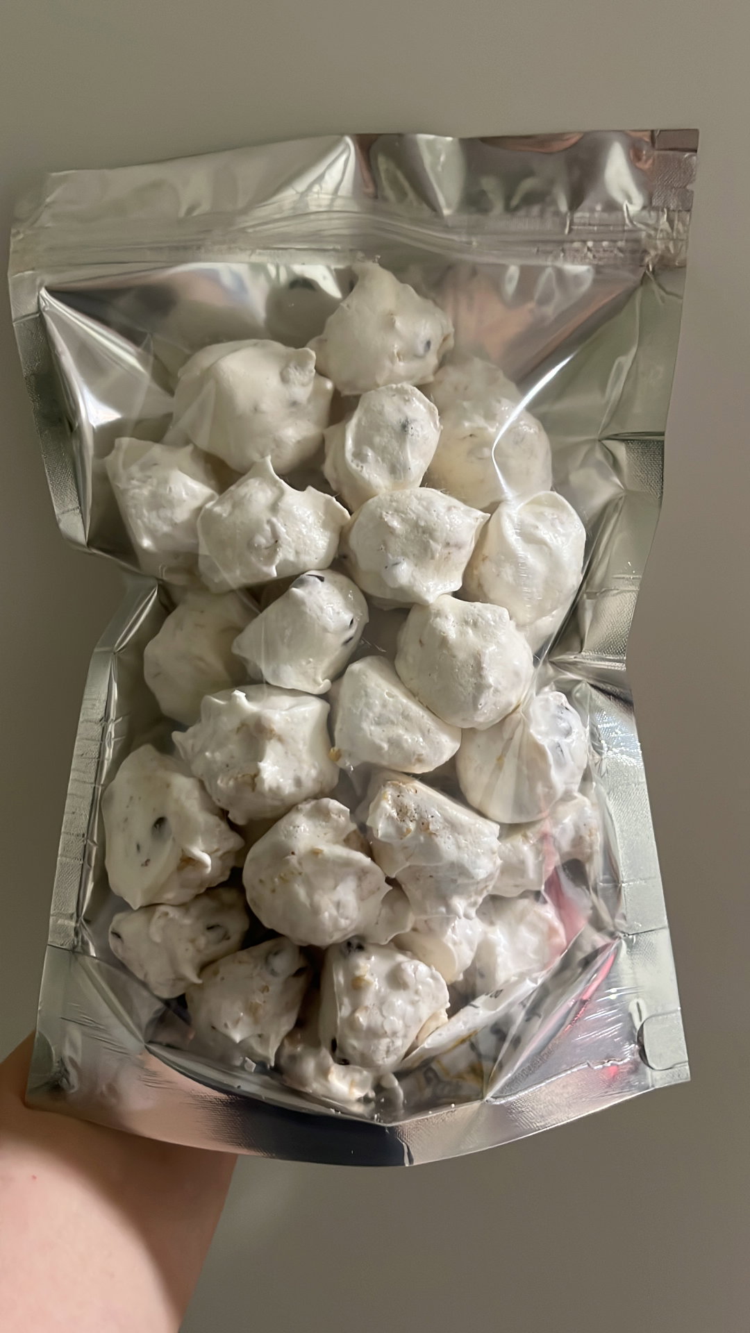 Choc Chip Cornflakes Meringues 