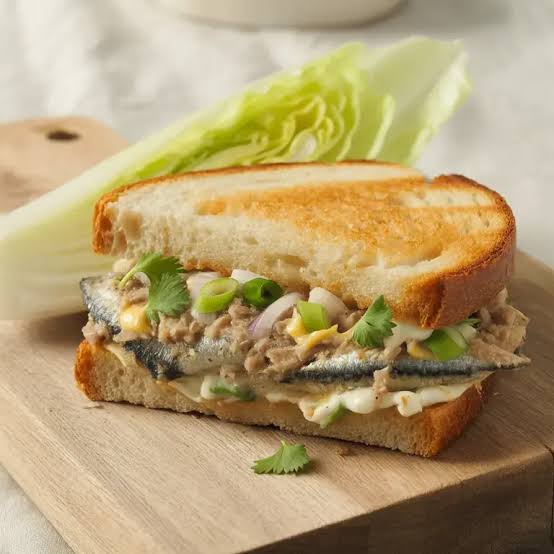 SARDINE SANDWICH _1