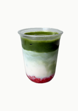 strawberry matcha latte 