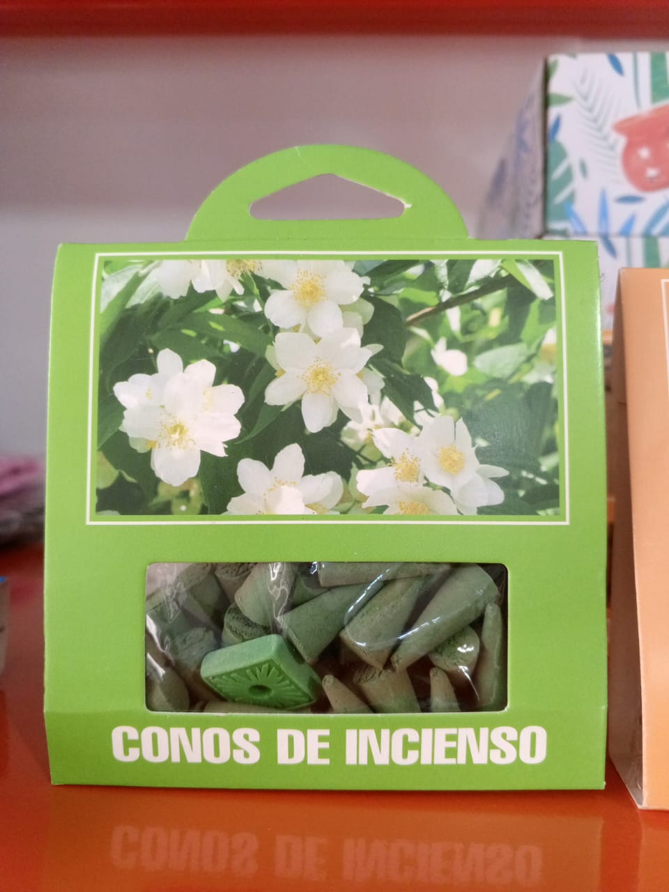 Conitos de incienso con aroma._6