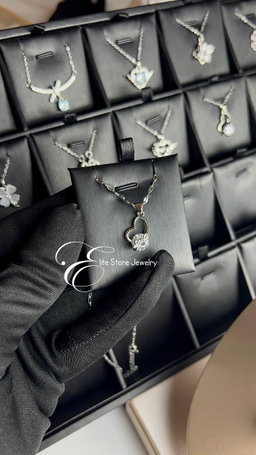 Collier en forme de cœur gravé Love en acier inoxydable 