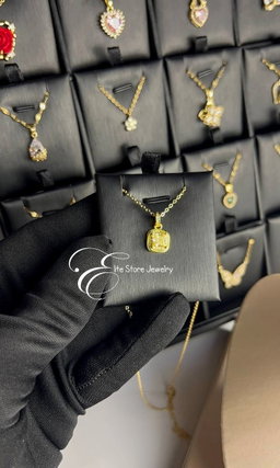 Collier Or Simple