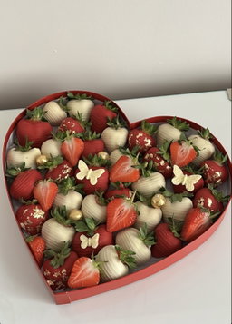Large heart shaped boxes 