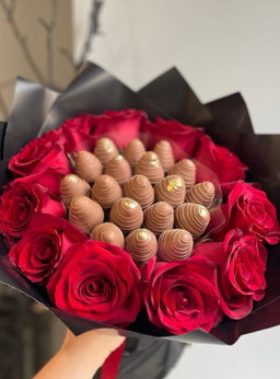 Strawberry bouquets 