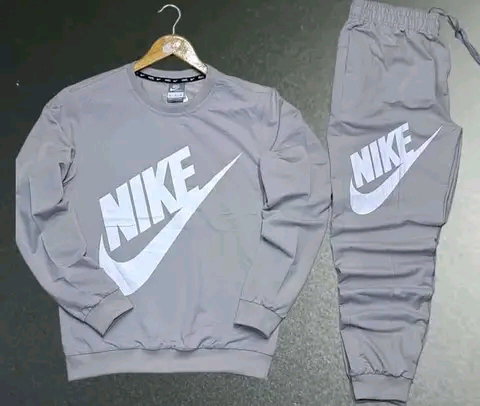 2 peace Nike tracksuits _2