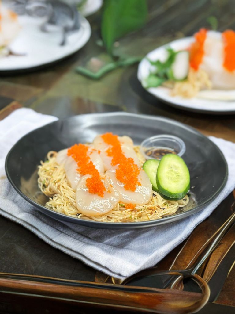 Cold Truffle Somen & Fresh Scallop Sashimi_0