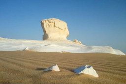 Day Trip to Bahariya Oasis: Visit Black and White Desert from Cairo