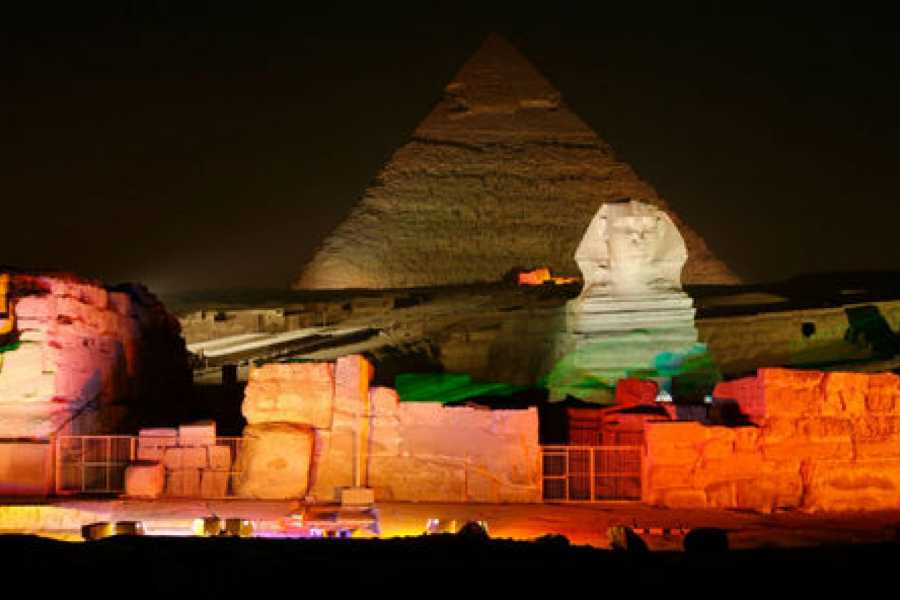 Sound and Light show at Giza Pyramids_0