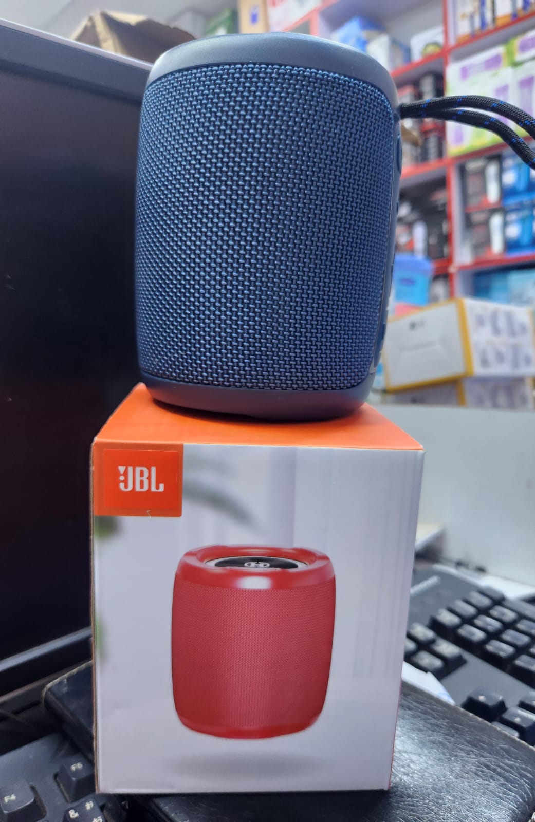 JBL BLUETOOTH SPEAKER