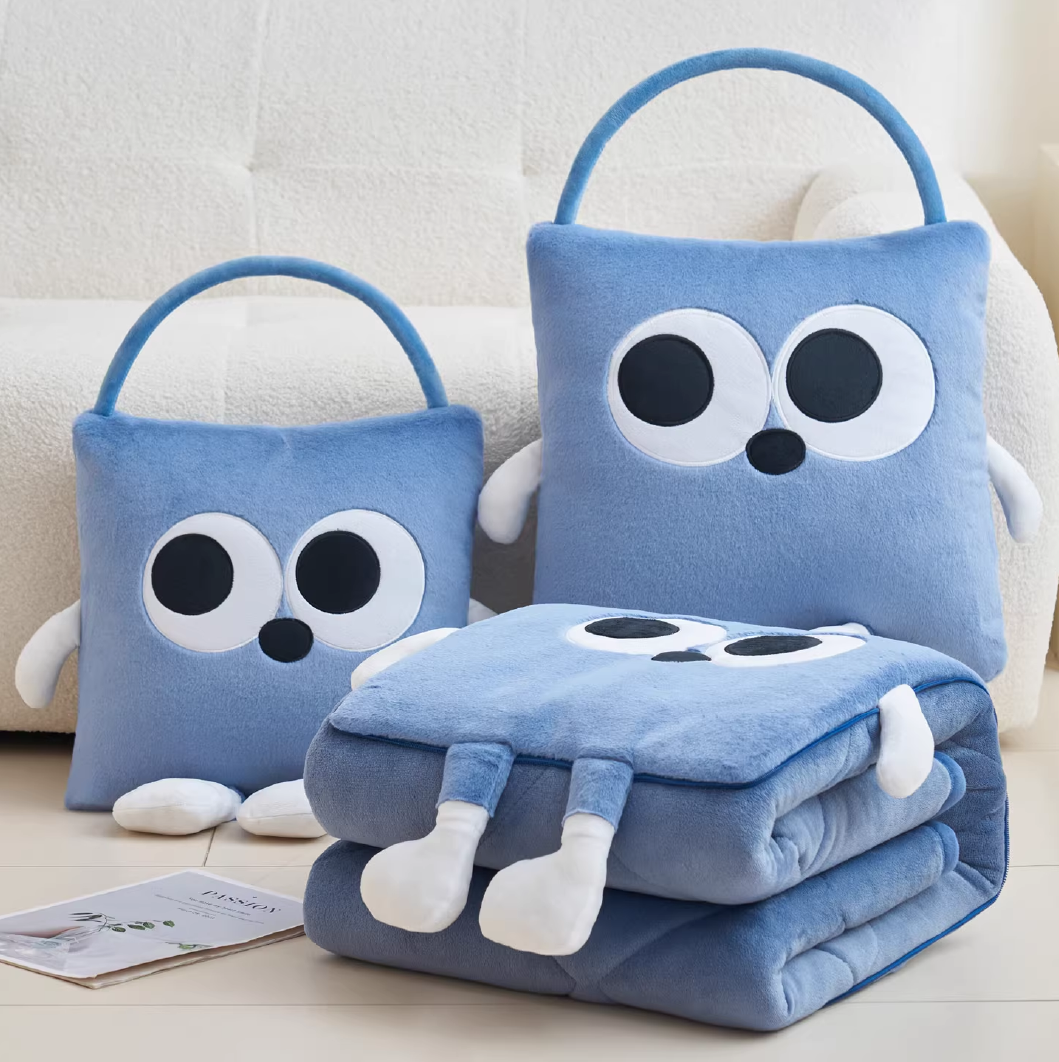 10700107 - BIG EYES BLANKET (BLUE)