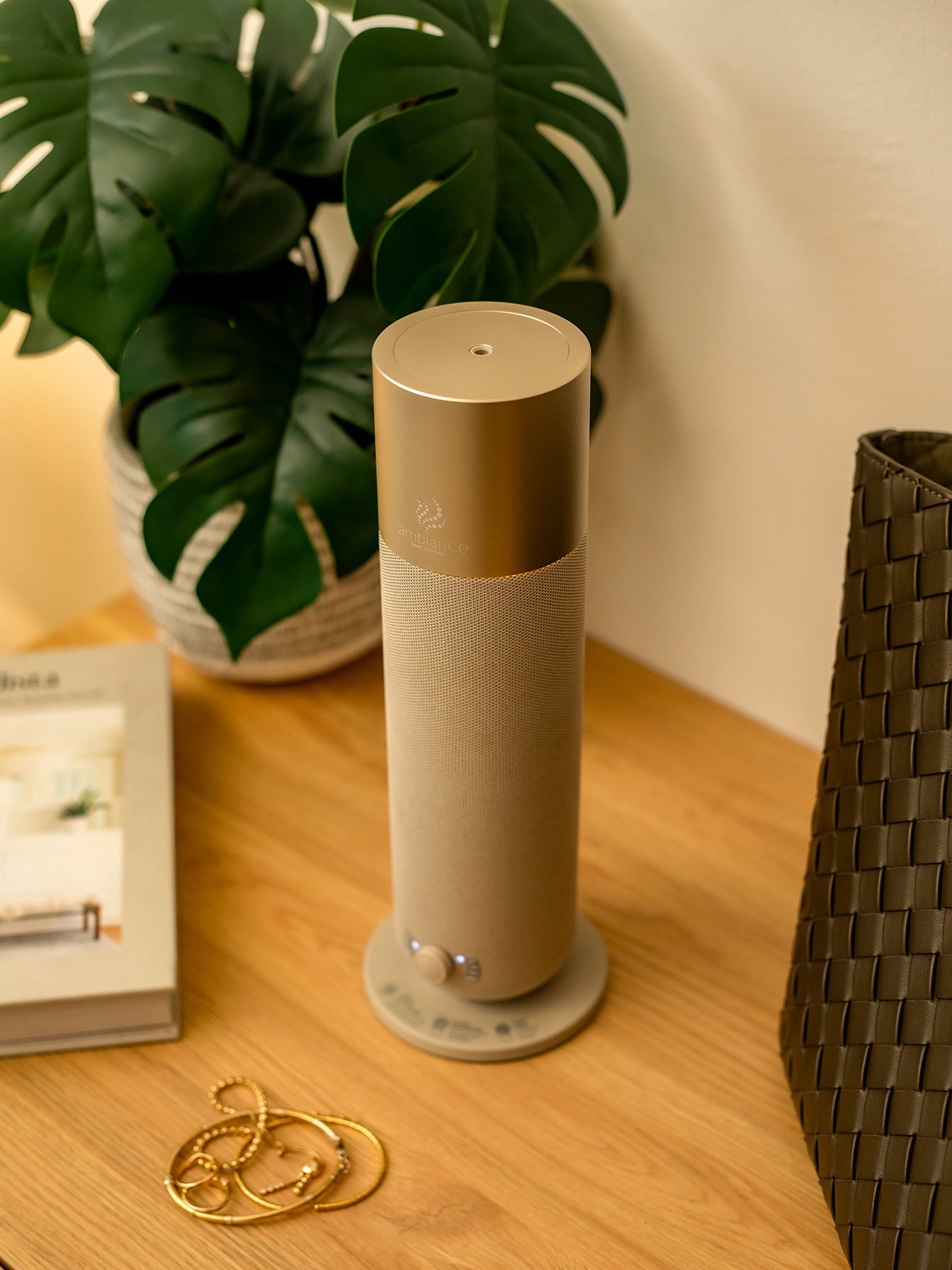 Ambiance Smart Scent Tower - Vogue | GOLD
