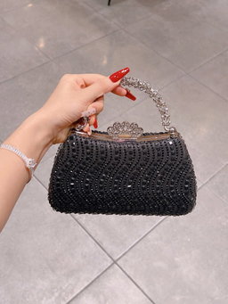 Clutch bags 