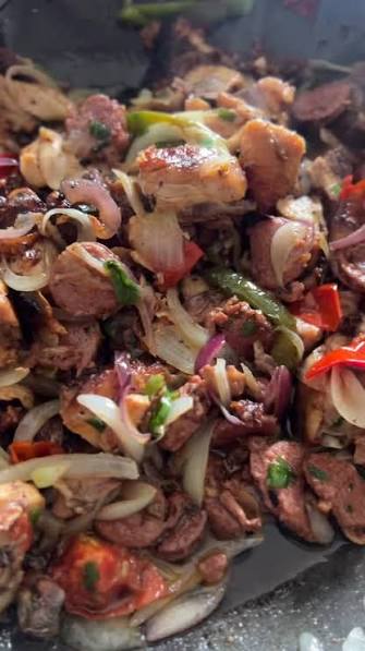 A. Lundi: Dindon, Sauce Mayo